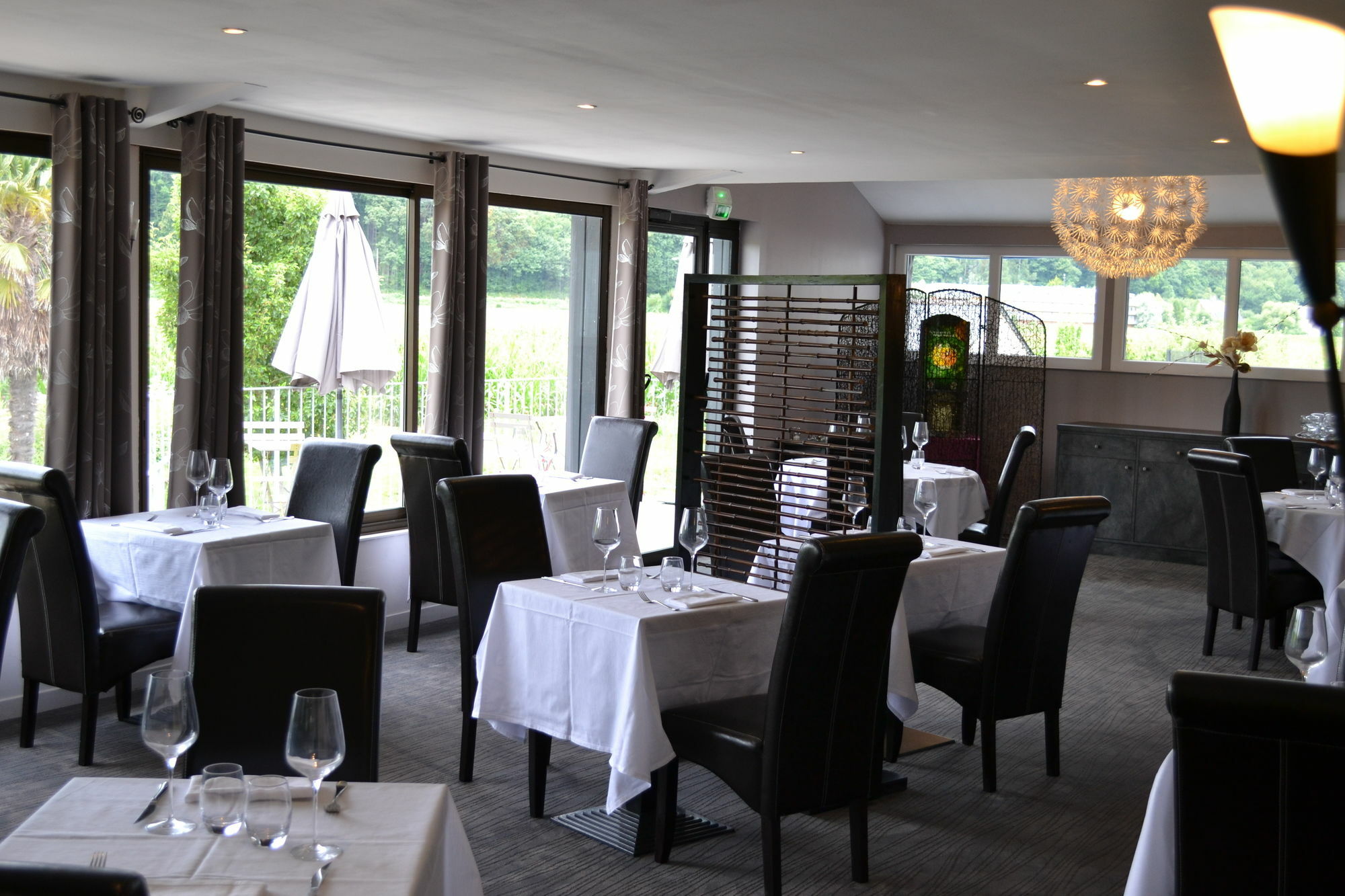 Inter-Hotel Le Mont Saint-Michel Sud Les Quatre Salines Roz-sur-Couesnon Exterior photo